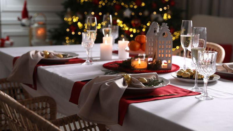 Arts de la table : préparez votre table de Noël à petit prix