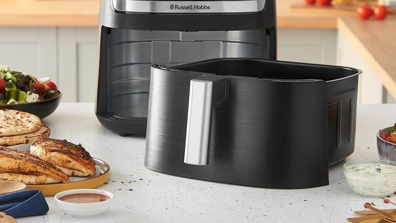 Cette friteuse sans huile Russell Hobbs fait un carton à -33 % sur Amazon !