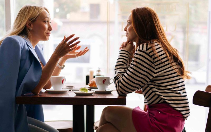 Faut qu'on parle: "Difficile d’avoir des avis inflexibles quand on les confronte"