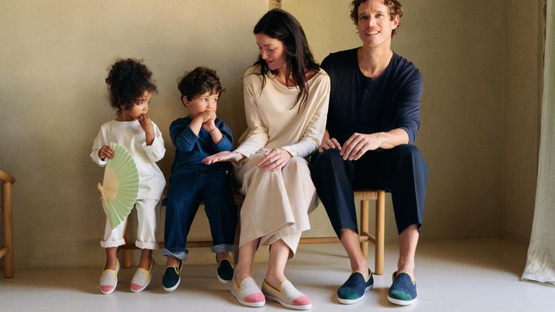 Idées cadeaux Noël : les chaussons stylés et éthiques à offrir, le cadeau cocooning qui plaît à toute la famille