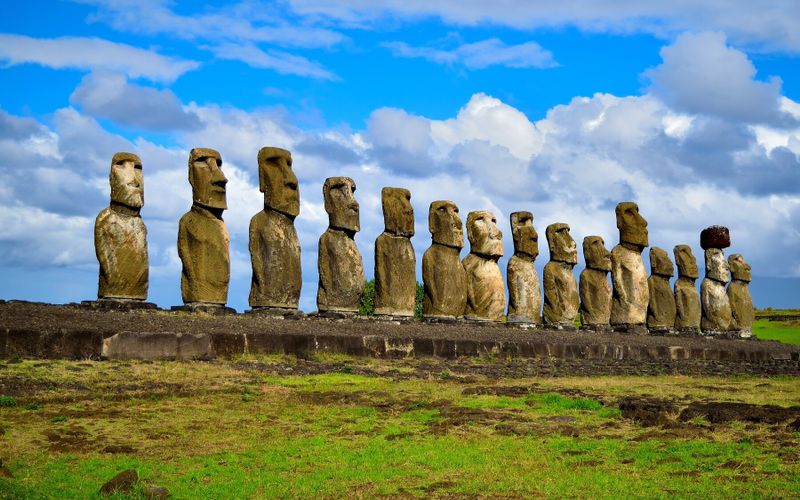 Évasion à l'île de Pâques: le sanctuaire des géants