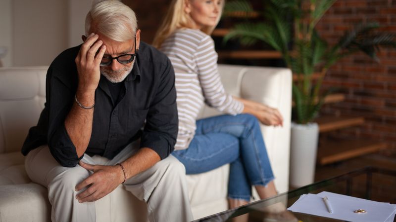 Illustration d'un couple en froid