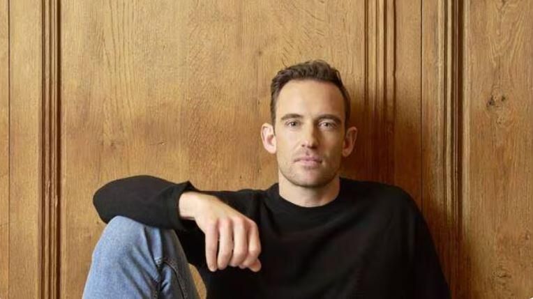 Joël Dicker: "Ma grand-mère me lisait très souvent des histoires quand j'étais petit"