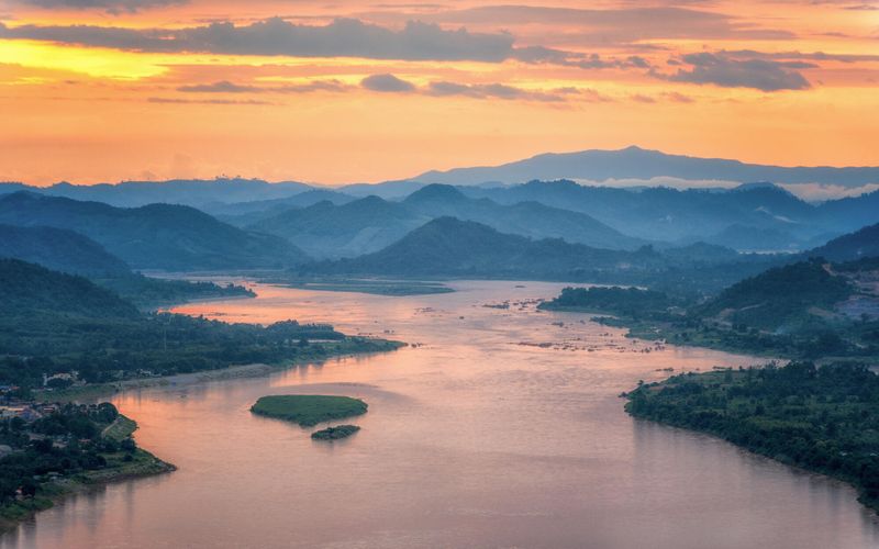 Voyage éblouissant au fil du Mékong, la "Mère des Eaux"