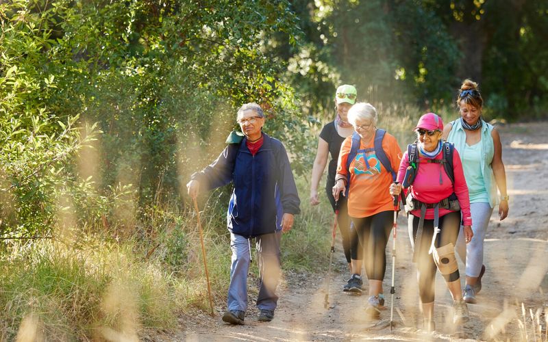 Marcher ou randonner en groupe, rien de mieux pour la santé